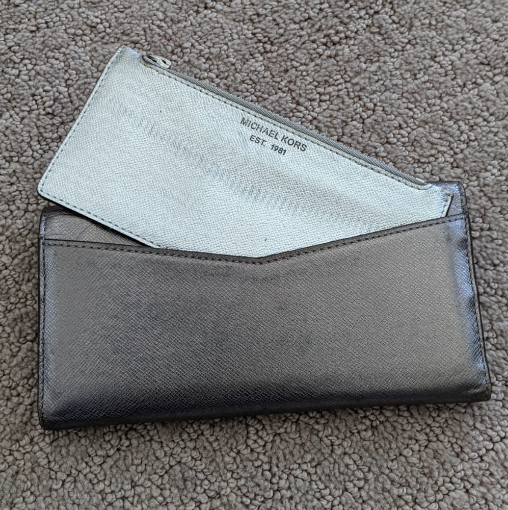 Michael Kors wallet